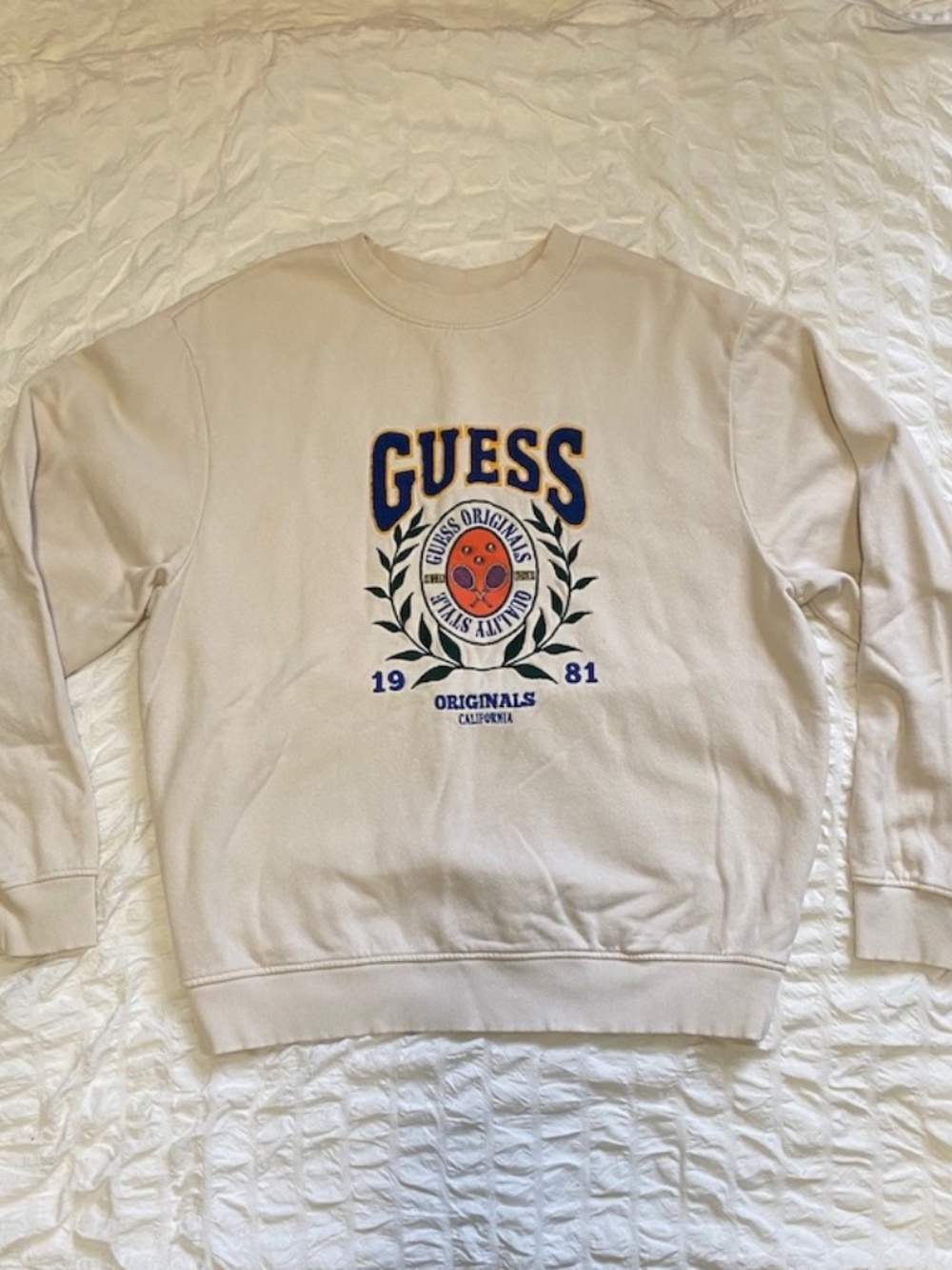 Guess Originals Cream Sweatshirt w/Varsity Style Logo & Embroidery - Size Medium